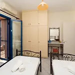 Natassa Apartment *